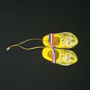 Dutch shoes ornaments